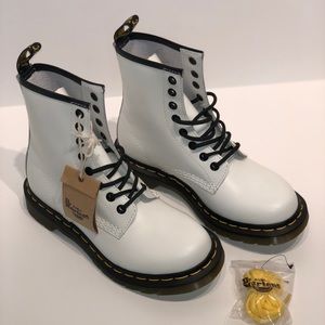 Dr.Martens White Smooth leather
